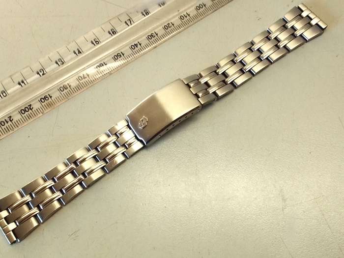 CITIZEN - used 18mm stainless steel bracelet