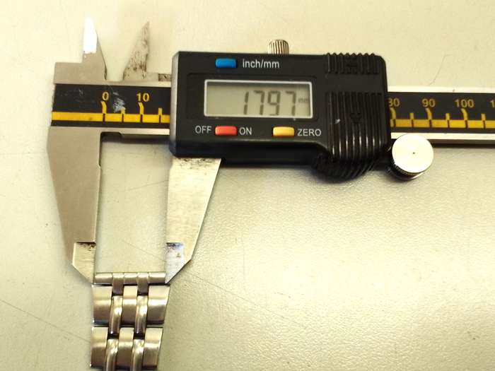 CITIZEN - used 18mm stainless steel bracelet
