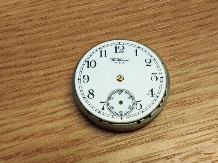 WALTHAM - 28mm pocket watch movement - parts/repair