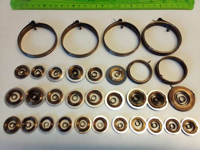 Assorted alarm clock springs