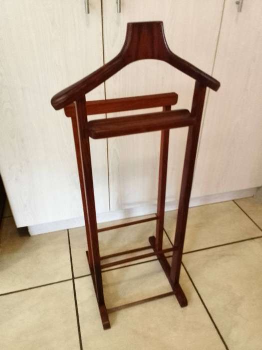 Vintage/antique dumb valet/suit stand