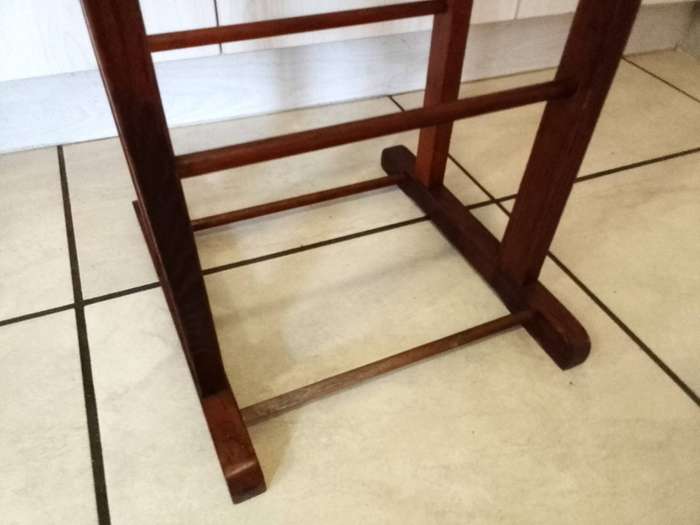Vintage/antique dumb valet/suit stand