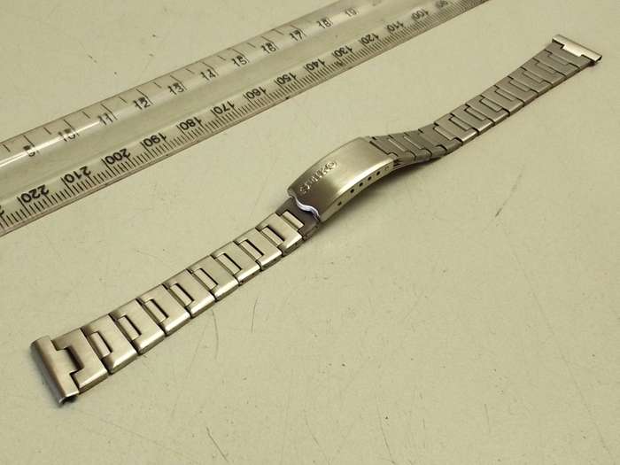 SEIKO - 14mm stainless steel bracelet