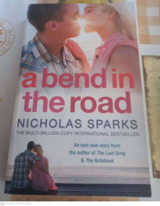 A Bend in the Road - Nicholas Sparks