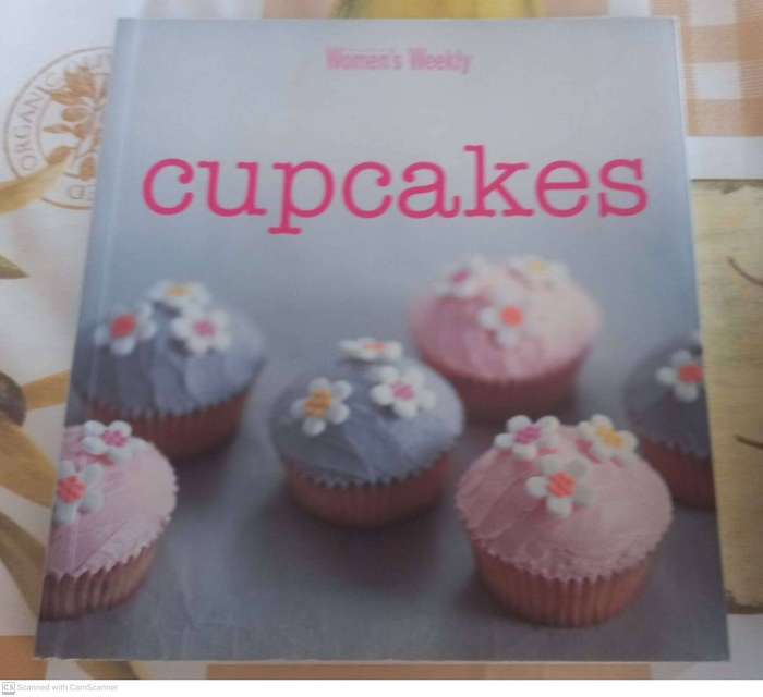 Cupcakes - Pamela Clark