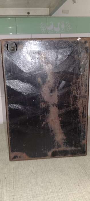 A VINTAGE HIGH CLASS ALL STEEL HAND SAFE 36x24x16 NO KEY