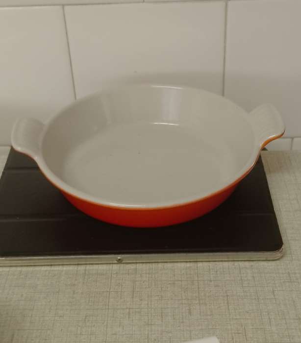 A vintage burnt orange no.18 cast iron enamel Cousances France