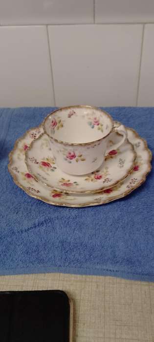 A Gorgeous vintage floral trio. Cup,saucer& side plate.  Imperial China