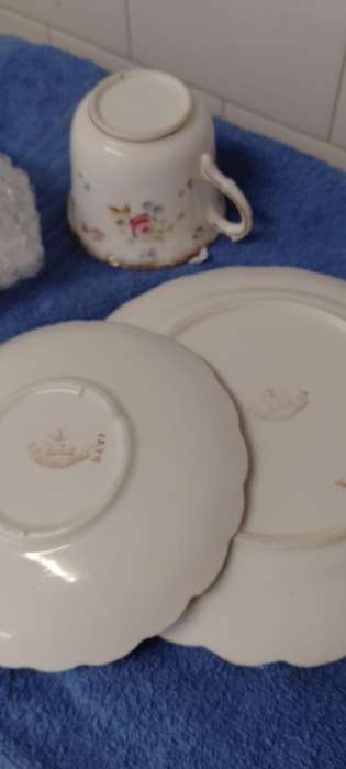 A Gorgeous vintage floral trio. Cup,saucer& side plate.  Imperial China