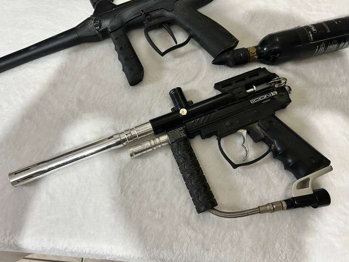 Paintball gun lot