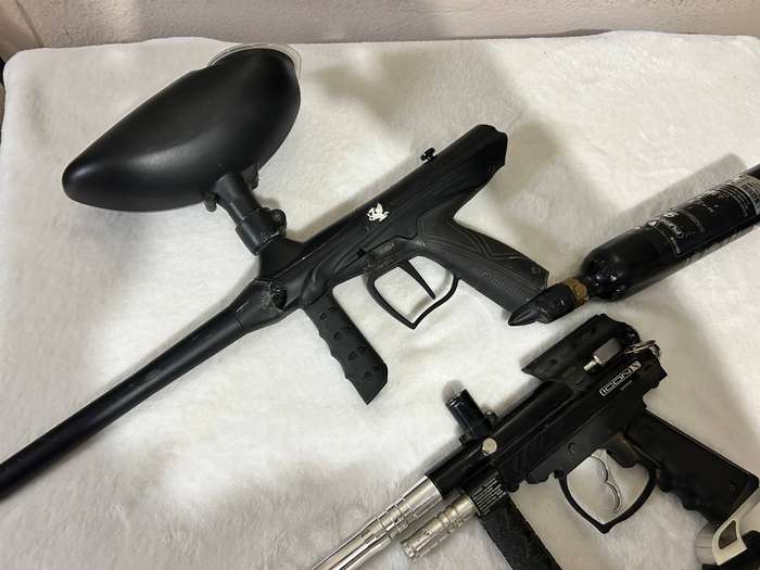 Paintball gun lot