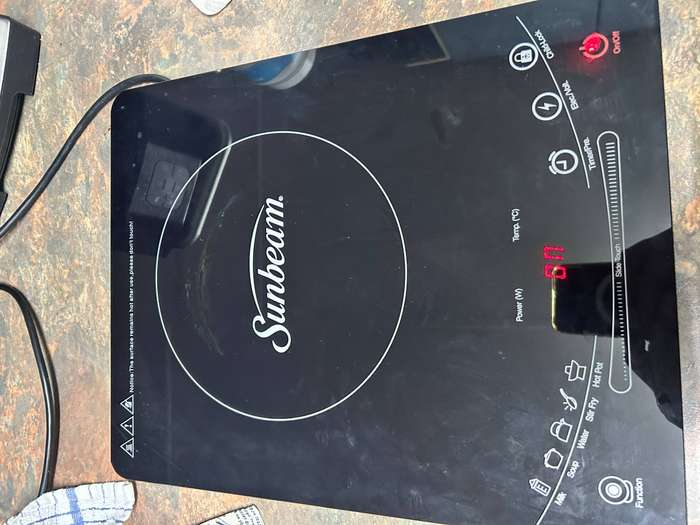 Sunbeam induction cooker