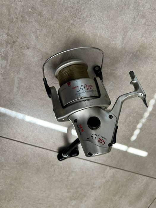 Quick AT165 fishing reel