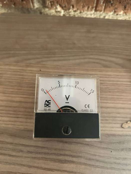 50x50 Voltmeter 15V DC