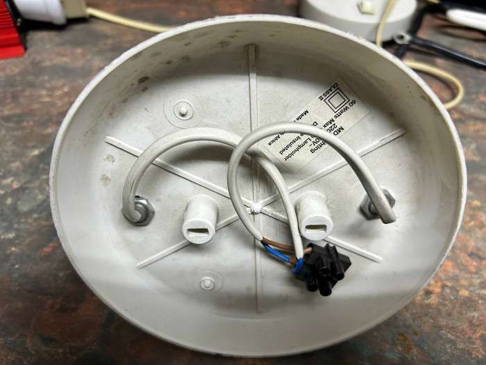 Light fitting
