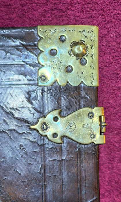1690 Nederlandse Statebybel  /  1690 Antique Dutch Bible