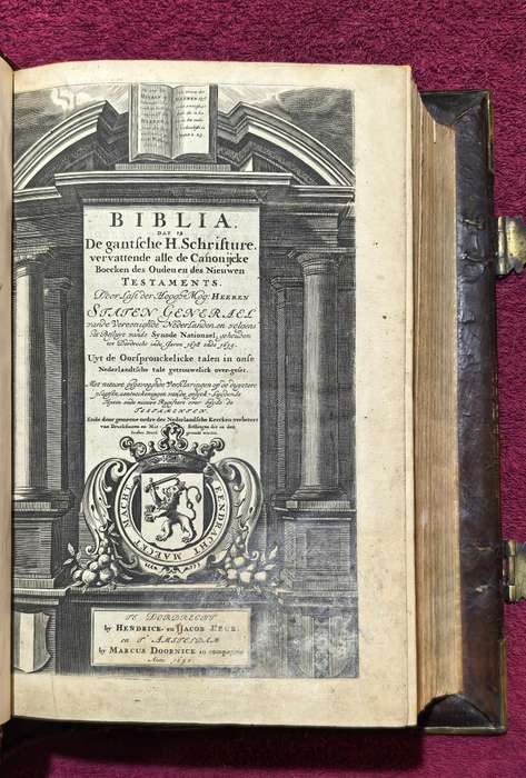 1690 Nederlandse Statebybel  /  1690 Antique Dutch Bible