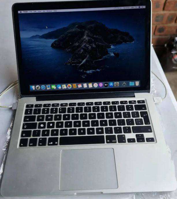 Macbook Pro - Apple Laptop (Late 2012)