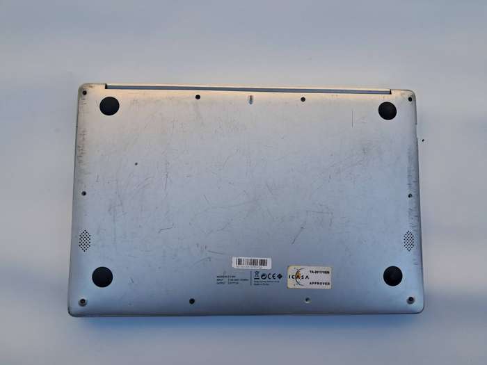 Laptop - Mecer Z140C