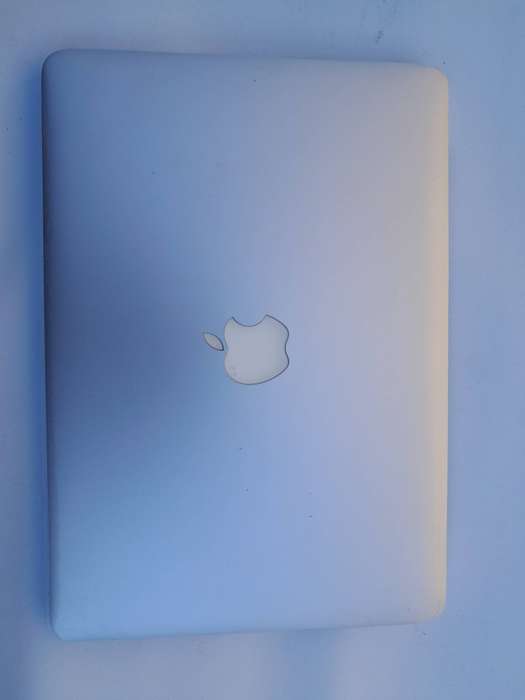 Macbook Pro - Apple Laptop (Late 2012)