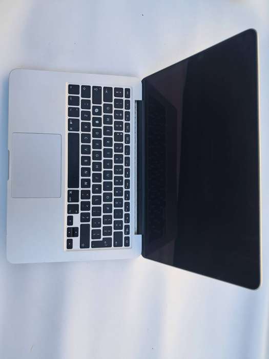 Macbook Pro - Apple Laptop (Late 2012)