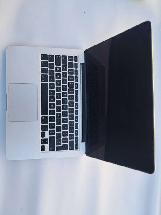 Macbook Pro - Apple Laptop (Late 2012)