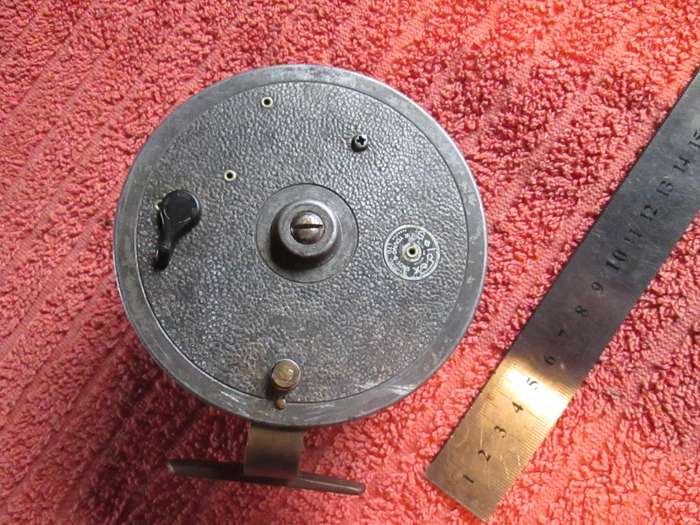 HIGHLY COLLECTIBLE VINTAGE 4,5" SELDEX TROUT FISHING REEL