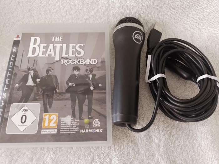 PS3 - The Beatles Rock Band + Wired EA Microphone