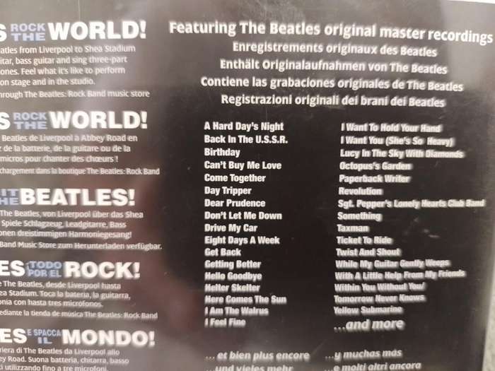 PS3 - The Beatles Rock Band + Wired EA Microphone