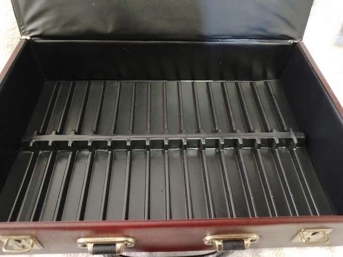 Vintage Cassette Leatherette PVC Carry Case Holds 32 Audio Cassettes