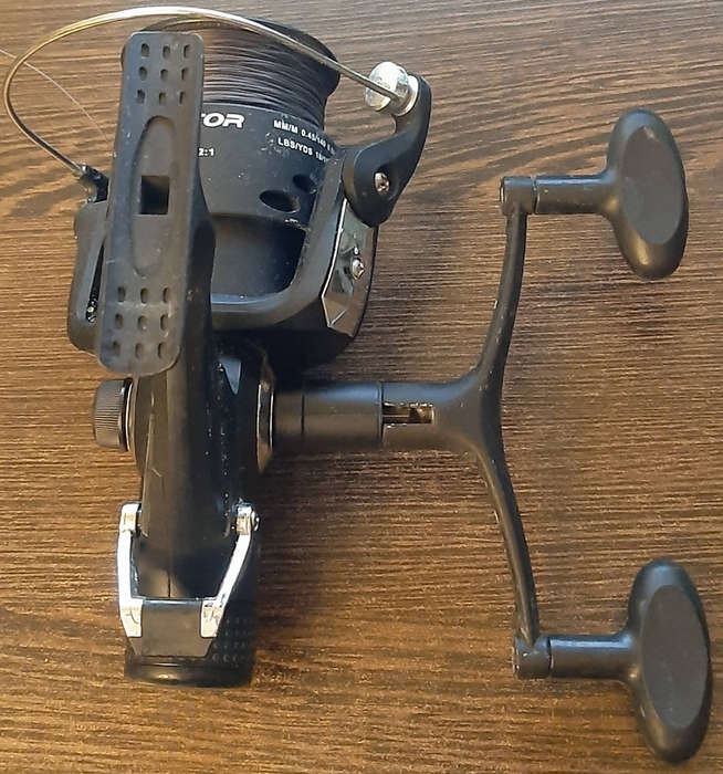 2 X Predator Baitrunner Reels