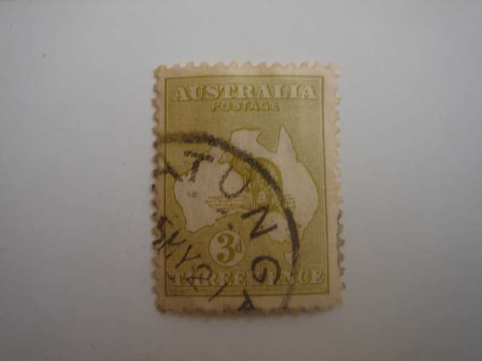 1913 Australia - Kangaroo SG37 used, stamped