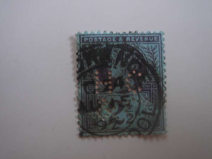 1887 Great Britain - Queen Victoria - SG201 used, stamped with perfins 'H C & Co'