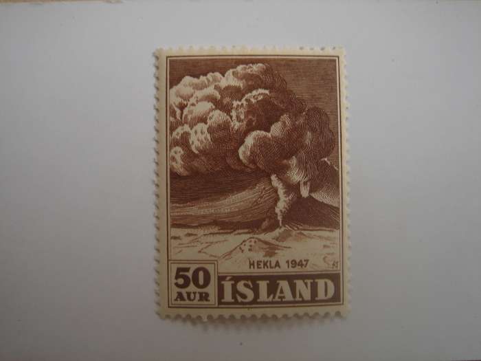 1948 Iceland - Hekla 1947 - SG283 mint, hinged