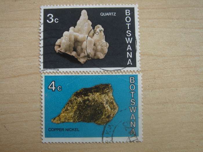 1974 Botswana - Minerals - SG324-325 used, stamped