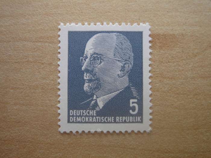1972 DDR - Walter Ulbricht MiNr 845 X y II MNH