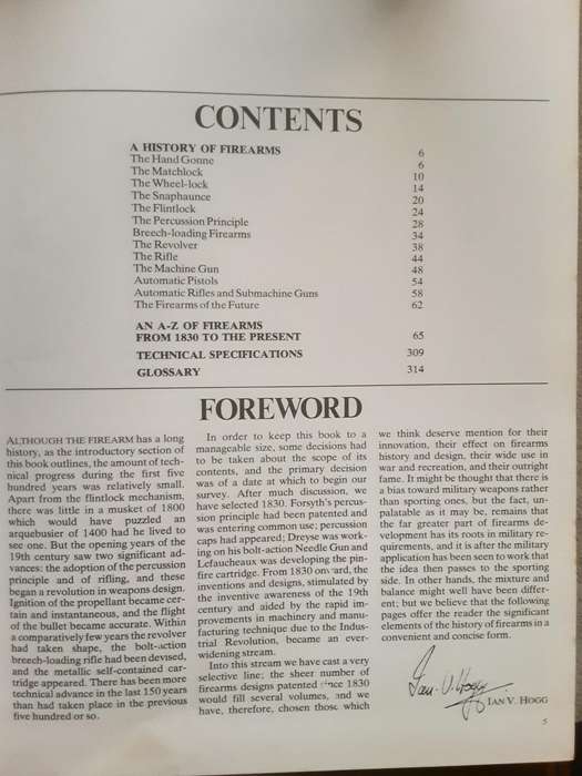 The Illustrated Encyclopedia of Firearms  by Ian V Hogg