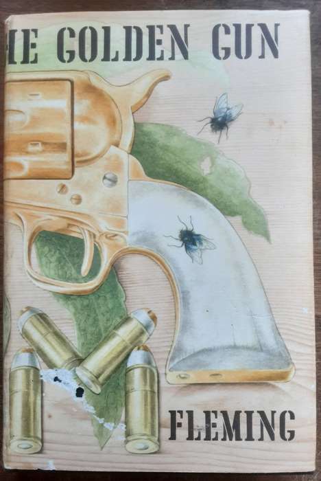 The Man With The Golden Gun by Ian Fleming