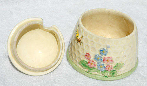 Honey Jar -- Kengsington Ware England