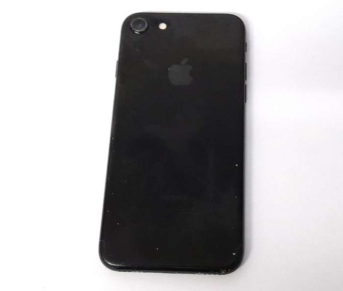 Apple iPhone 7