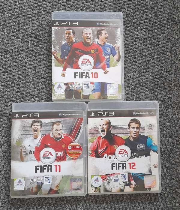 PS3  Game Soccer Bundle