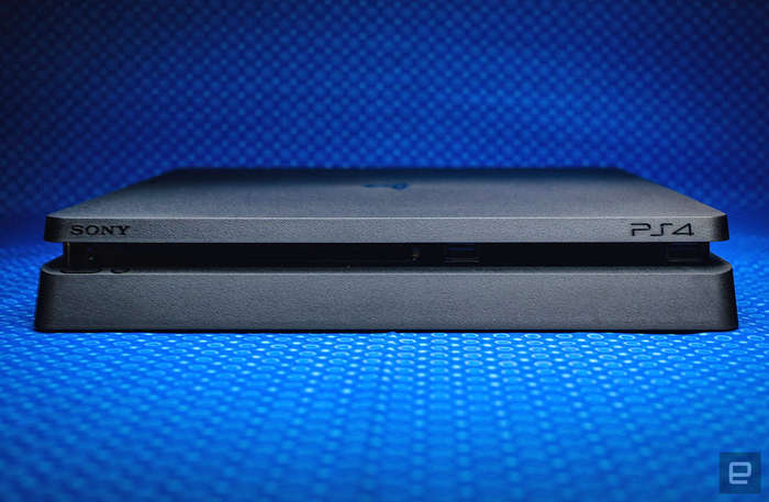 PS4 Console Slim