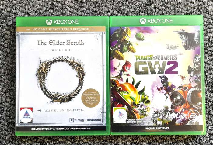 Xbox One Game  Bundle