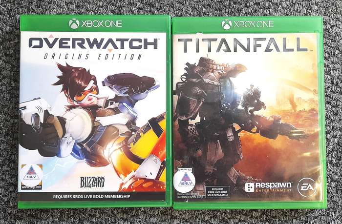 Xbox One Game  Combo