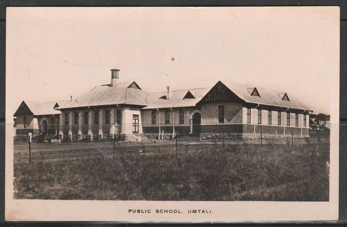 A LOVELY POST CARD PUBLIC SCHOOL UMTALI PHOTO LOOK SCAN X 2
