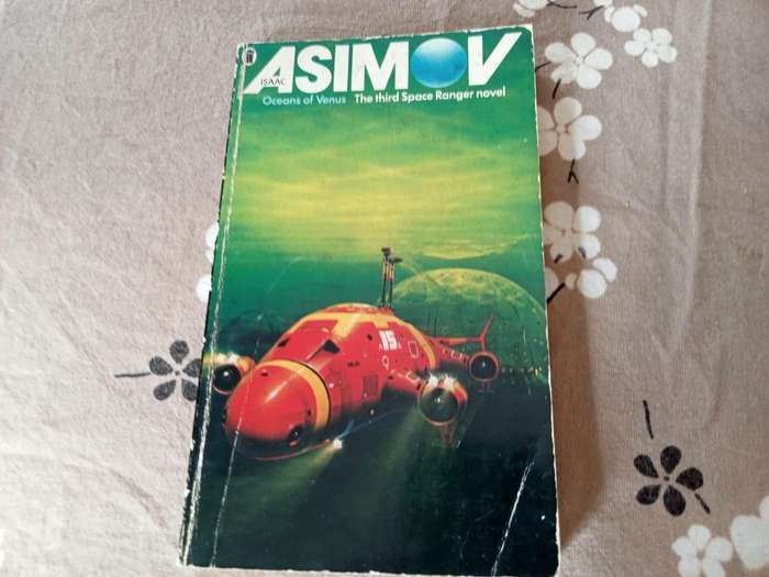 Oceans of Venus | Isaac Asimov (Paperback)
