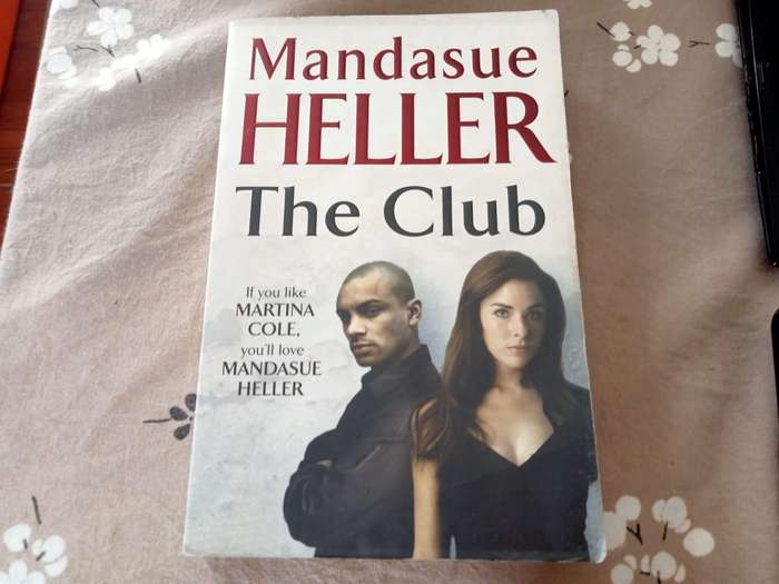 The Club | Mandasue Heller (Softcover)