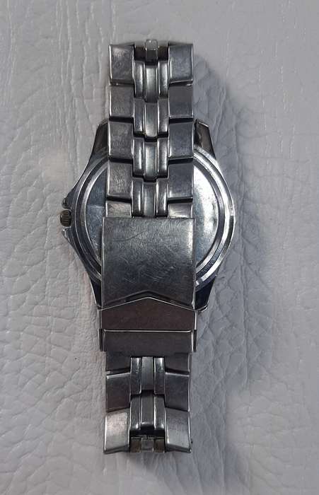 VINTAGE LANCO QUARTZ WATCH - CLASSIC DESIGN WITH METAL BAND