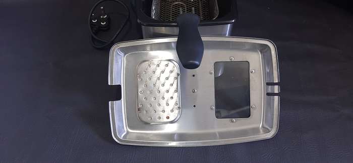 SALTON SDF25 DEEP FRYER  3.5L CAPACITY, TESTED & WORKING