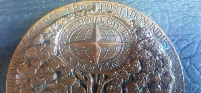 FIRST NATIONAL CITY BANK  HEAVY BRASS/COPPER COMMEMORATIVE MEDALLION (7.5CM)